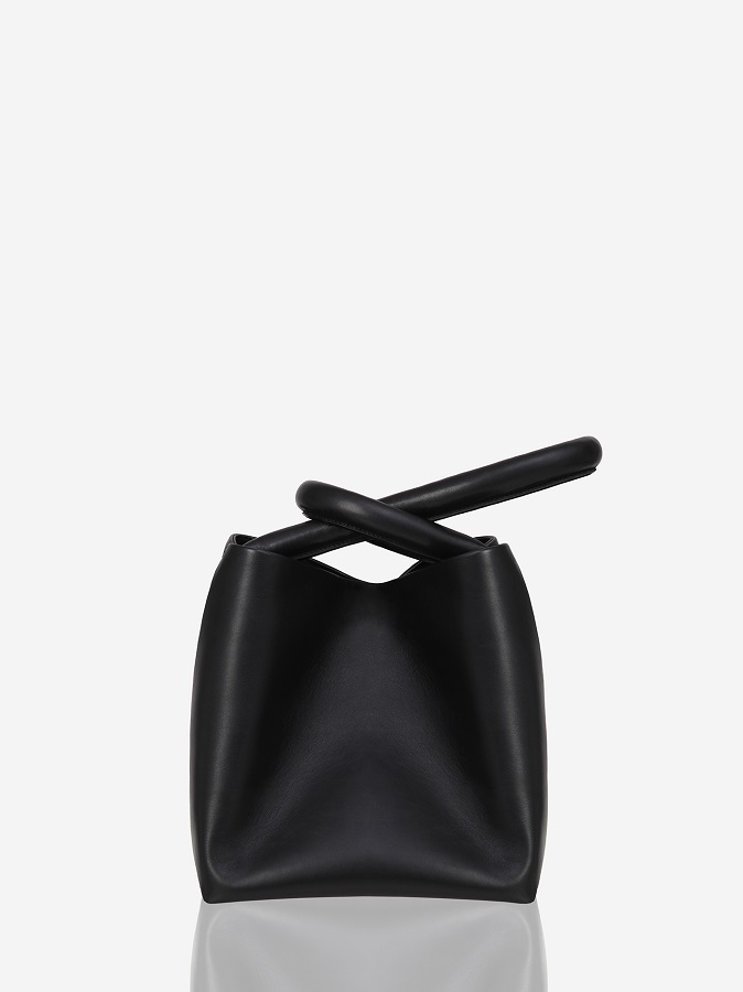 MINOR black
